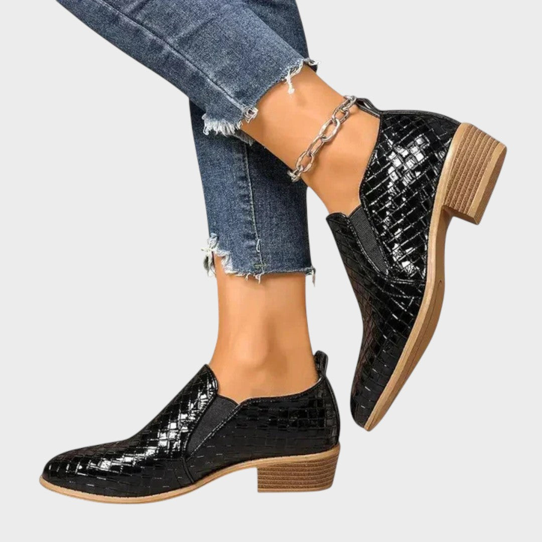 Zavira | Zapatos de Charol con Tacón Medio - Ana ruiz 