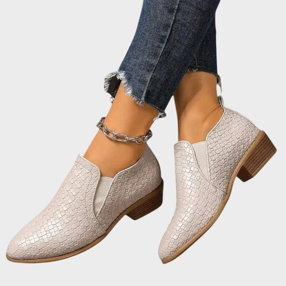 Zavira | Zapatos de Charol con Tacón Medio - Ana ruiz 