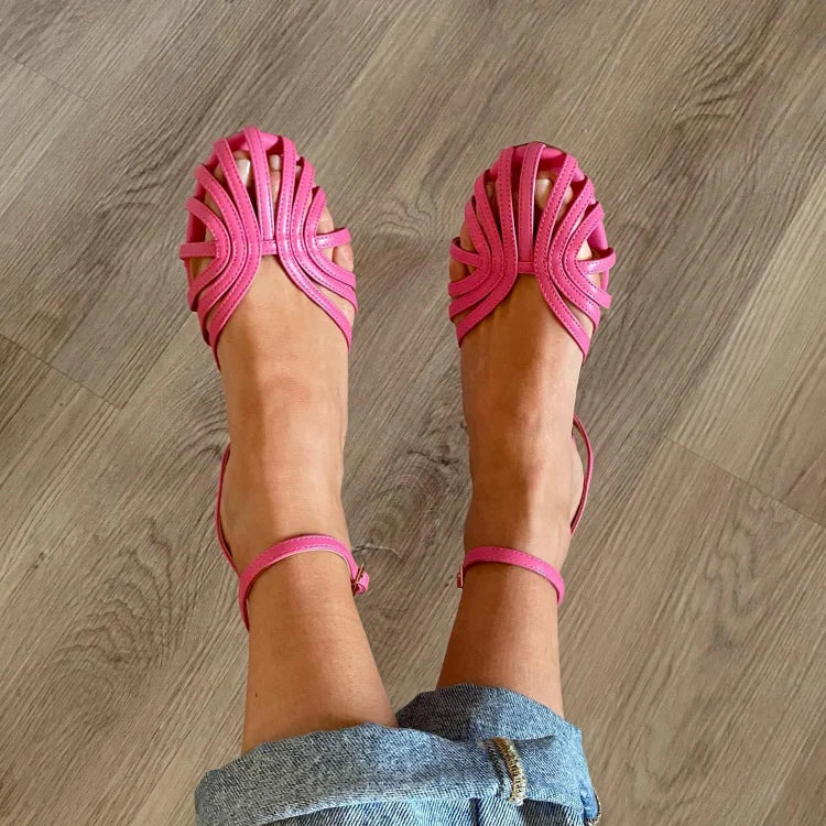 Vittoria™ | Sandalias doradas con joyas
