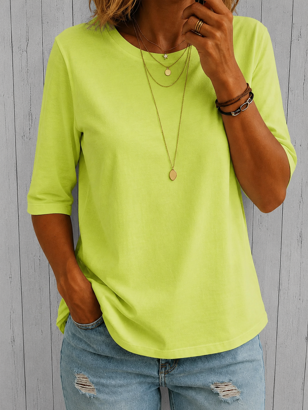 Lina | Camiseta Minimalista Premium que Disimula Brazos