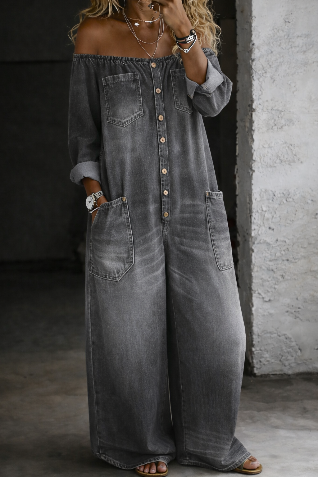 Elena | Mono de denim con mangas largas y hombros al descubierto