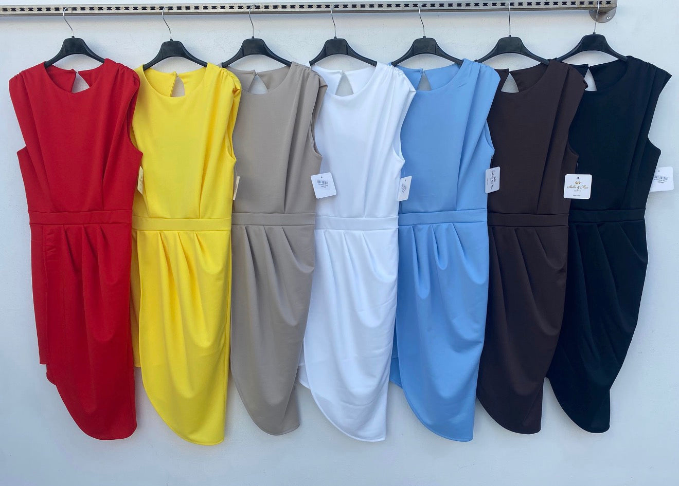 Anabel l Vestido ajustado sin mangas