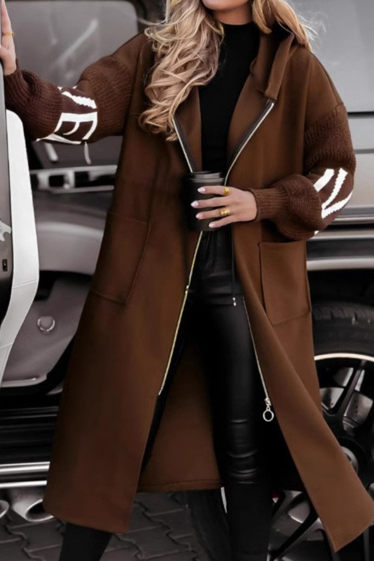 Felicia™ | Chaqueta de mujer con mangas de punto y capucha - Ana ruiz 