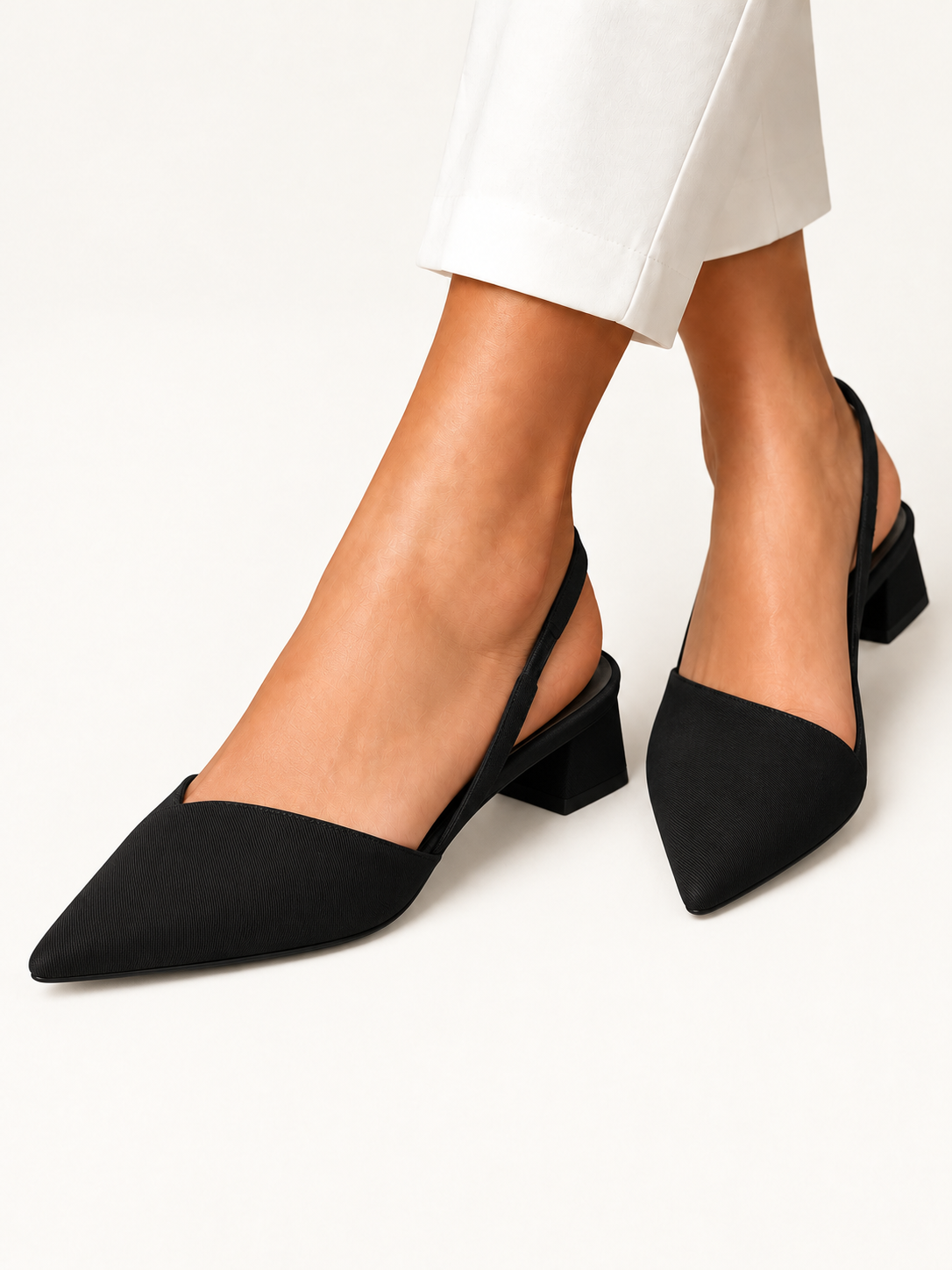 Esmeralda | Tacones Puntiagudos en estudio premium - Ana Ruiz