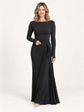 Victoria – vestido negro con nudo lateral, portada de catálogo premium con modelo rubia
