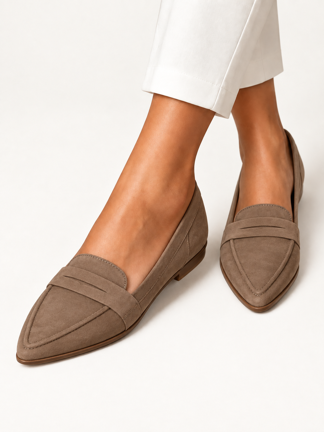Zelda mocasines suecos de ante taupe en catálogo premium